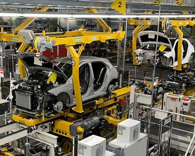 Excluding UK from ‘Made in Europe’ law will hurt entire EU car industry, Mercedes boss warns
