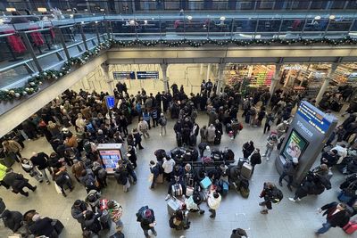 London travel news LIVE: Major disruption between St Pancras and Luton after person hit by train