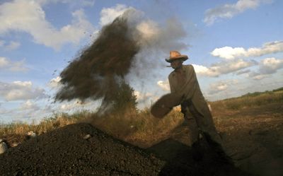 Cuba's Illegal Gold Rush Triggers Mercury Poisoning Alert as Young Miners Suffer Kidney Failure