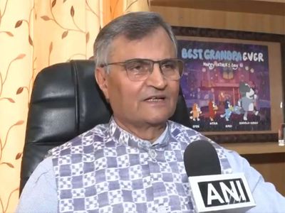 Centre sets up Ramesh Chand-led panel to examine sugarcane farmers’ demands in Karnataka, Maharashtra