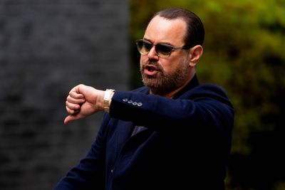 Danny Dyer delivers petition to Downing Street demanding nationalisation of water industry