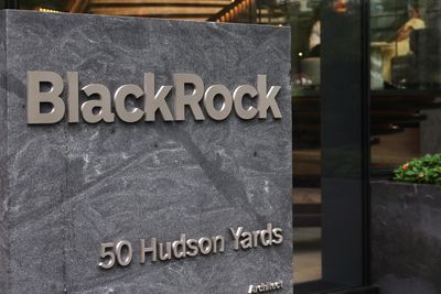 BlackRock Assets Hit a Record $15.5 Trillion. Its Stock is Edging Down.