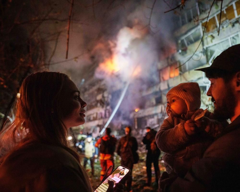 Photo: inkl Musk: US Government Controls Starlink Speed Limits Disrupting Ukraine Drones