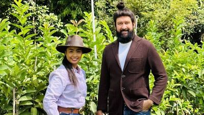 Couple sold luxury items to buy $1,500 Van, built $4 million fruit-tree business