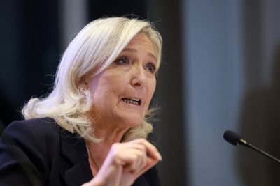 Marine Le Pen sends message to EU before latest French election bid