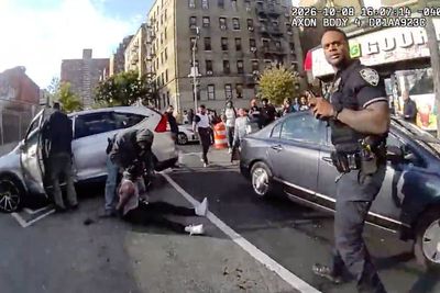 Lawyers for NY man shot by ICE say officer fired into car without warning