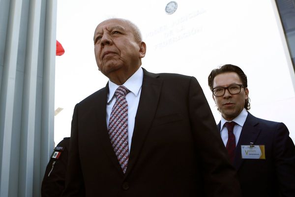 Mexican judge closes the case against immigration chief Francisco Garduño over 2023 Juarez fire