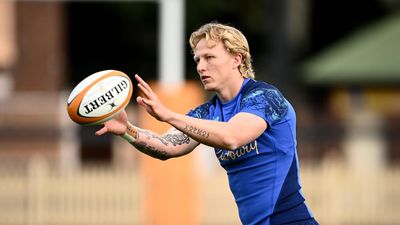 Gordon back in a flash with Wallabies tour on cards