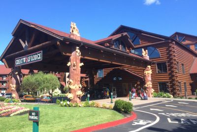 Great Wolf Lodge Killings: Family Reveals Strange 401(k) Withdrawal Before Husband and Son Died