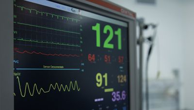 ICU Nurse Arrested for Allegedly Stealing Fentanyl From Critically Ill Patient's IV and Going Back for More