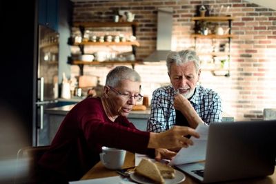 Keeping the Same Medicare Plan for 2027? Make Sure These 6 Things Haven’t Changed