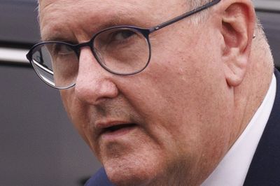 Bulletin PM briefing: Former DUP leader jailed and US cancels execution livestream