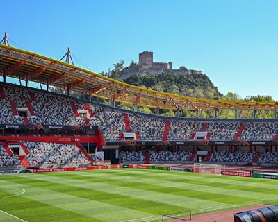 Lyon 3-2 Crystal Palace, Torreense 1-2 Sunderland, and more: Europa League – as it happened