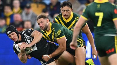 Kiwis cling to hope of Ponga playing on at World Cup