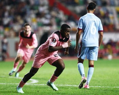 Noah Sadiki stunner earns Sunderland dramatic late win against Torreense