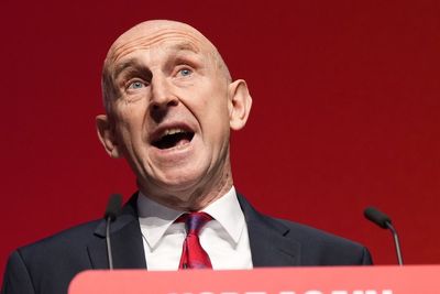 John Healey faces calls to hike taxes on ‘bumper profits’ of banks as Iran war hits public finances