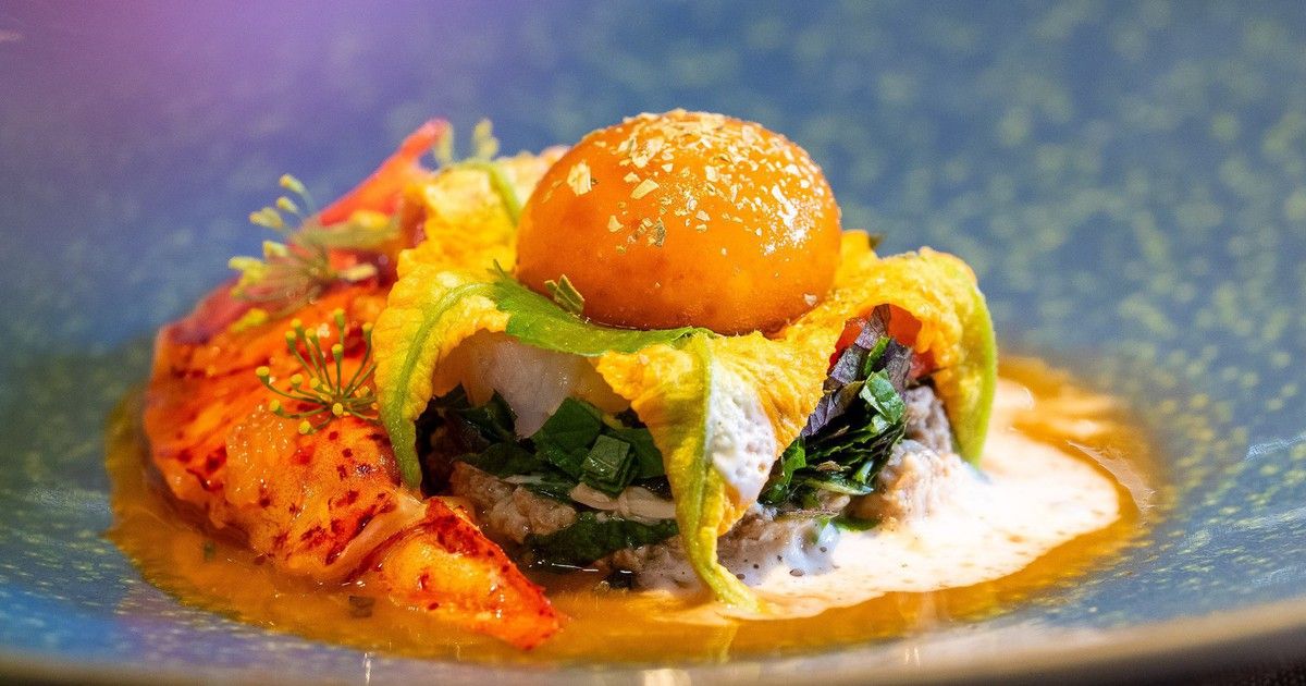 Bún riêu thành gỏi cuốn bình dân đến món ăn trên bàn…