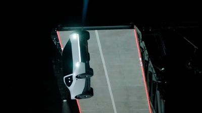 Here Are All Of The Crazy Tricks The Tesla Roadster Just Did