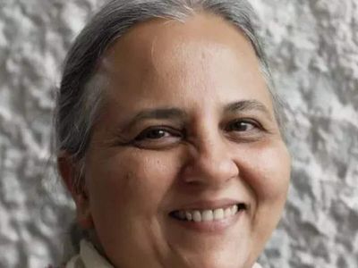 Indian social worker Reema Nanavaty gets Hillary Rodham Clinton Award