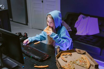 About 40% of High School Students Reported Binge Eating in the Past Month in First CDC Survey Data
