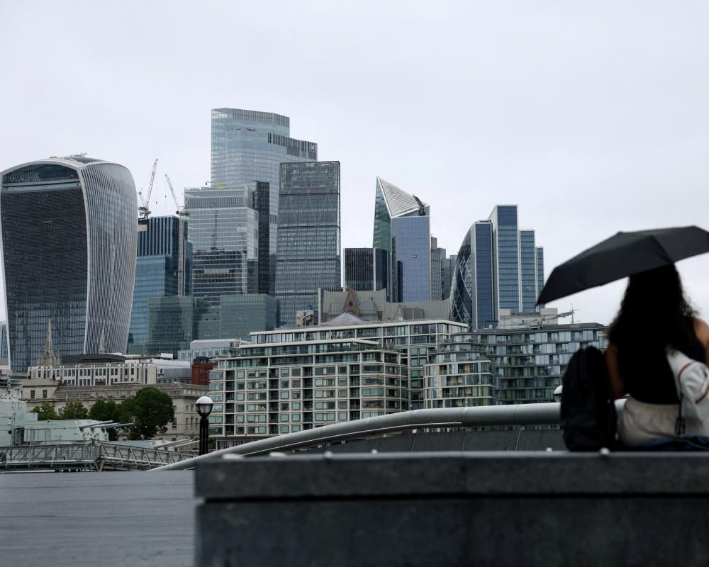 John Healey set to raise bank taxes in the budget