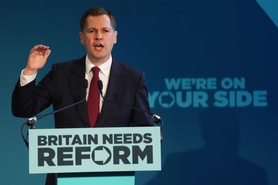 Robert Jenrick denies Sarah Pochin claim about ‘chauvinistic’ Reform UK
