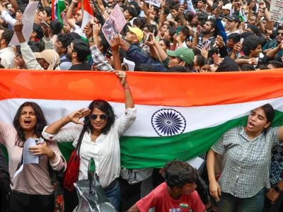 CJP supporters gather at Mumbai’s Azad Maidan in solidarity with arrested activists, hold peaceful tricolour march