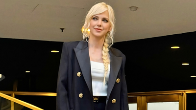 Anna Faris Responds To Chuck Lorre 'Mom' Snub by Revealing She Is Sober After Playing an Addict