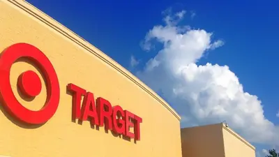 ‘I have on a $3,000 purse. I don’t steal!’: Illinois woman’s Target arrest video takes off on social media as her luxury handbag defense draws ridicule