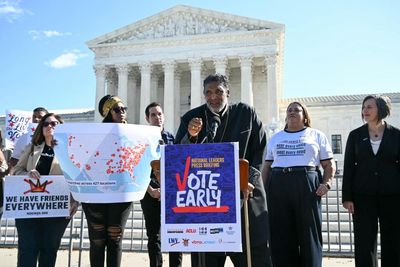 ‘Too big to rig’: No Kings movement heads to the polls to boost early voting