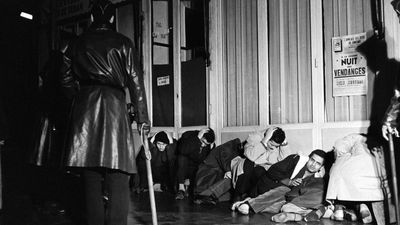 Mayors urge France to recognise 1961 Paris massacre of Algerians as state crime