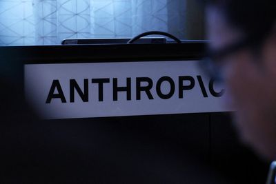 Anthropic will let outsiders see inside its company amid panic about rogue AI systems