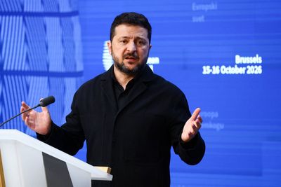 Zelensky’s despair as Trump turns towards Russia