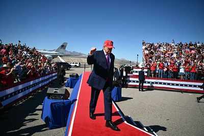 ‘Should be shot’: Trump intensifies midterms messaging
