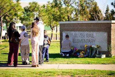 Trump praises 'great hero' who stopped Oregon school shooter