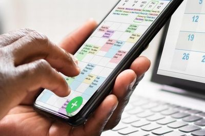 A Strange Meeting Just Appeared on Your Calendar? Don’t Open It Yet