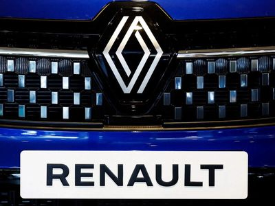 Renault India’s hybrid-CNG bet could transform its sales mix: CEO Stephane Deblaise