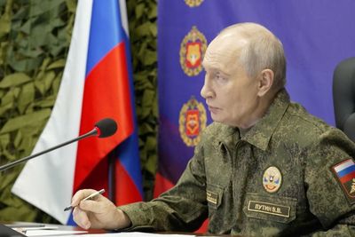 Former security chief warns UK public of deadly Russian threat amid strained US-Ukraine relationship