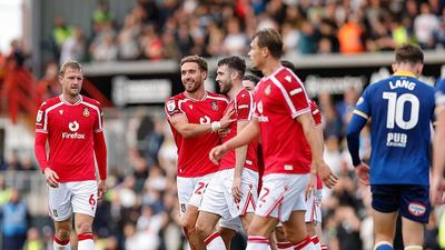 Phil Parkinson Finds Tactical Fix to Wrexham’s Injury Woes