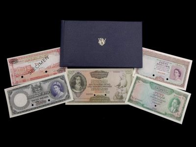 Rare Queen Elizabeth II banknote among collection that raises £85,860 at Edinburgh charity shop auction