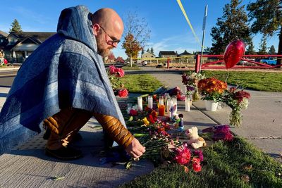 As an Oregon community mourns 4 killed in school shooting, 2 wounded survivors remain hospitalized