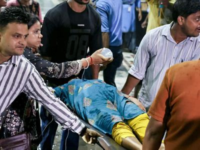 Kolkata pandal stampede reason: How heavy rain, crowd surge and exit-route confusion led to deadly chaos