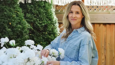 Side Hustle Grows Steadily: $500 yard games fund Little Party Co.; she keeps corporate job