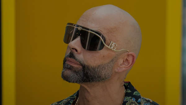 Celebrated Singer Found 'Tied Up' at the Bottom of His Swimming Pool in 'Suspicious' Death