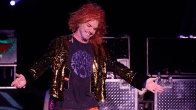 Carrot Top Tells Fans 'I've Felt Your Love' Before Returning to the Luxor Stage After Hospitalisation