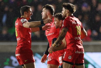 Toulouse survive red card to outlast Exeter in epic as English woes continue in Champions Cup