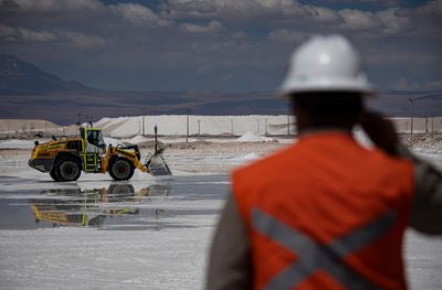 Bolivia and India Explore Mining Ties That Could Shape the Global Battery Supply Chain