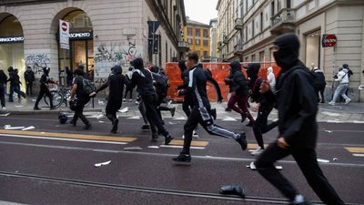 Youth Riots Rock Milan: Hundreds clash with police over living costs