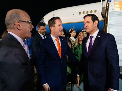 Sergio Gor welcomes Rubio to Uzbekistan ahead of key C5+1 Ministerial meeting