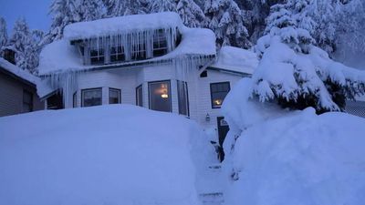 Alaska’s white-out week begins as NWS issues storm warning for up to 3 feet of snow